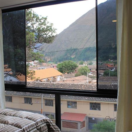 Hotel California Calca Room photo